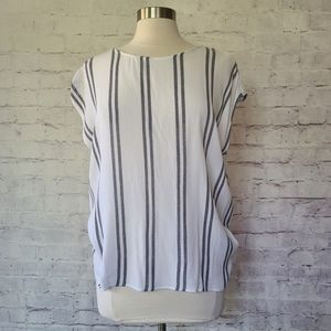 Carly Jean Los Angeles Grey White Stripe Knotted Back Short Sleeve Top Medium